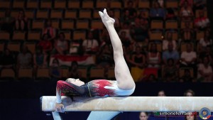 bel degryse hanne ph simone ferraro sfa08121 copia